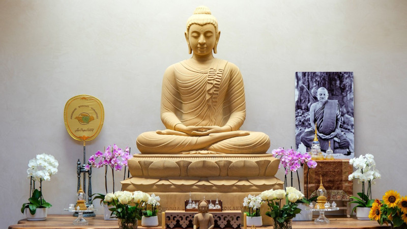 108 Itipiso Chanting for the Benefit of Luang Por Pasanno